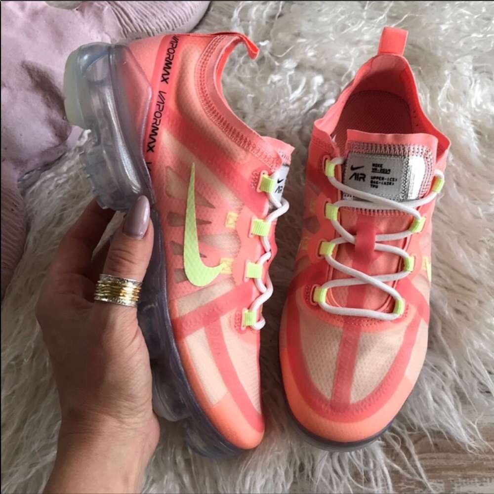 NWT Nike Air Vapormax Peach - Picture 5 of 8
